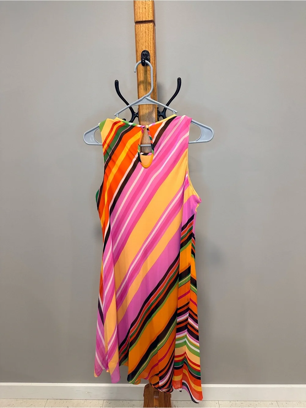 Calvin Klein bright sleeveless